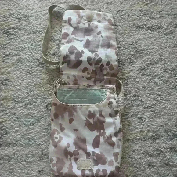 Kipling Leapord Print Small Crossbody Organizer Lightweight Travel Purse Bag - Picture 9 of 17